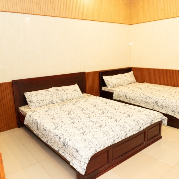 PHÒNG ĐÔI 2 GIƯỜNG 35M² – RỘNG RÃI & TIỆN NGHI CHO GIA ĐÌNH