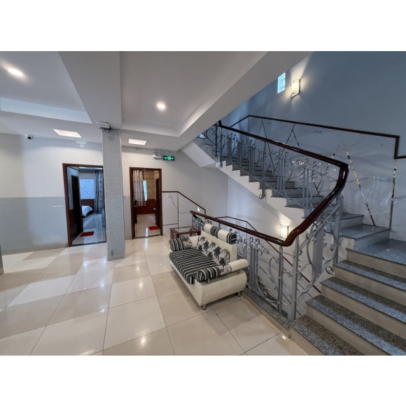 PHÒNG ĐÔI LỚN / PHÒNG GIA ĐÌNH 35M² – KHẢ NĂNG TIẾP CẬN NGƯỜI KHUYẾT TẬT